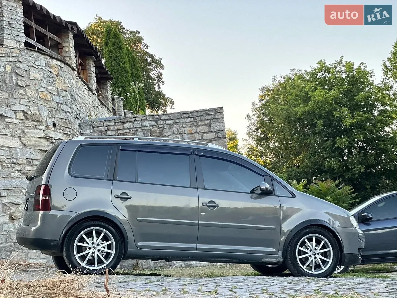 Volkswagen Touran 2006 photo 4