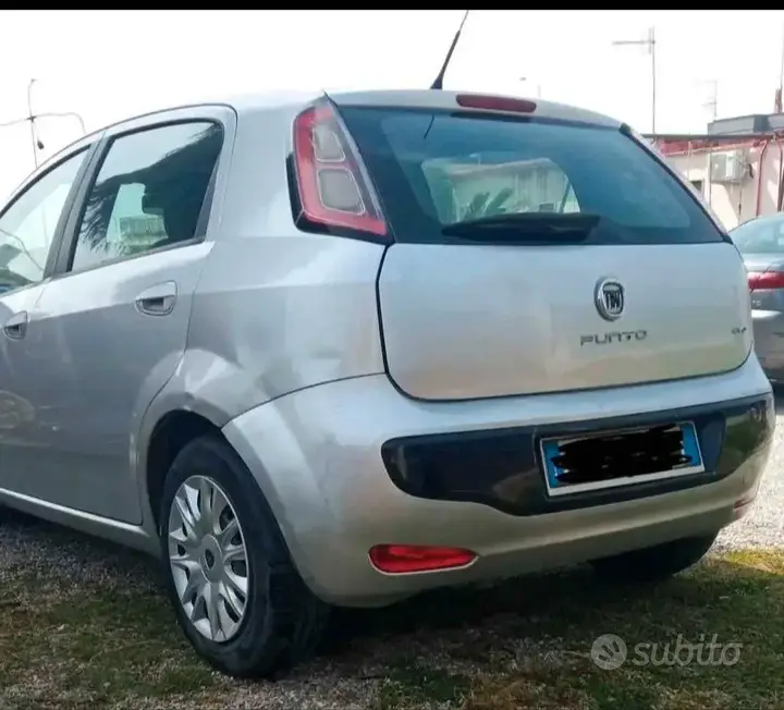 Fiat Punto Evo 2010 photo 3