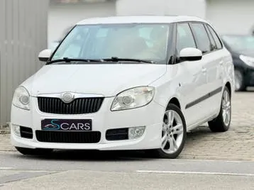 Skoda Fabia 2009 photo 3