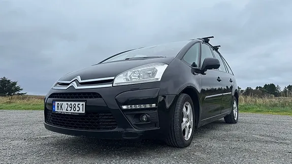 Citroen Grand C4 Picasso 2011 photo 2