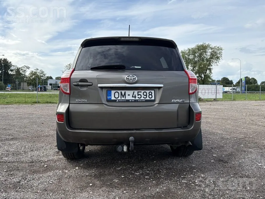 Toyota Rav4 2009 photo 4
