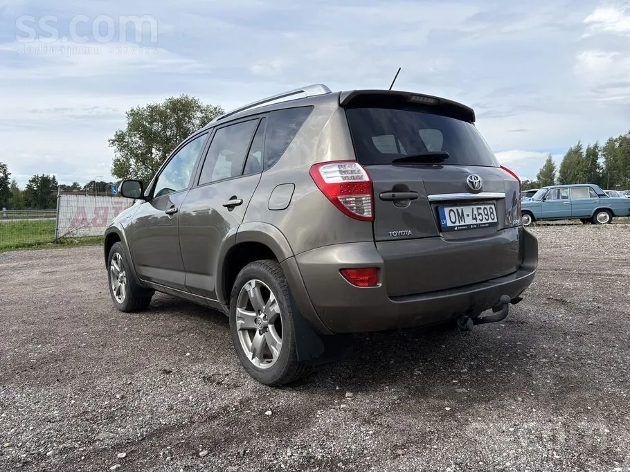 Toyota Rav4 2009 photo 3