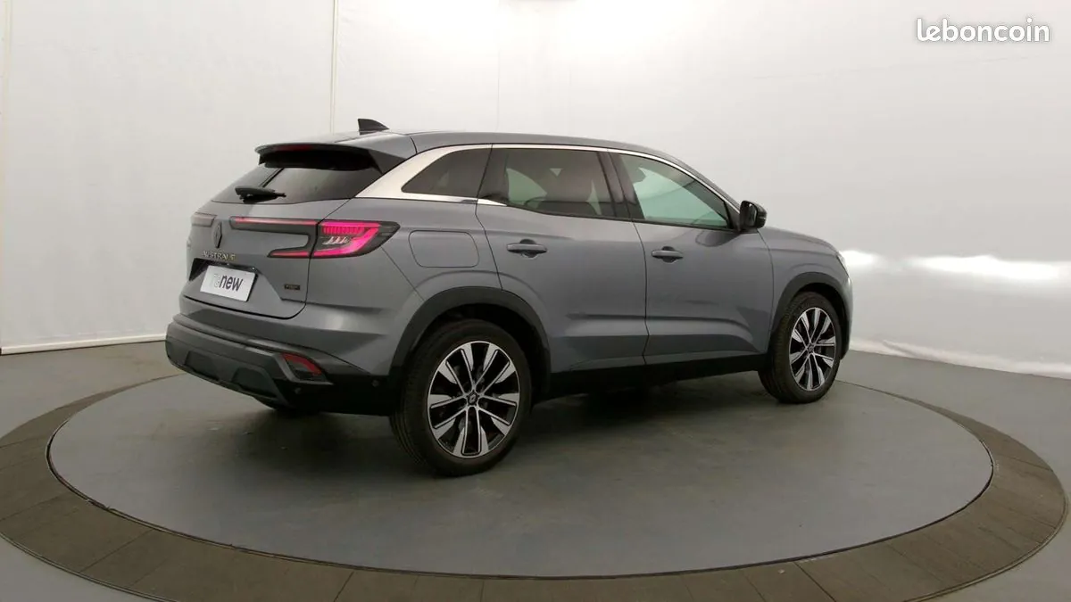 Renault Austral 2023 photo 2