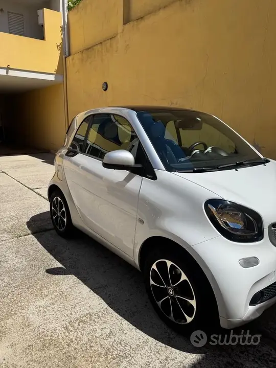 Smart Fortwo 2015 photo 2
