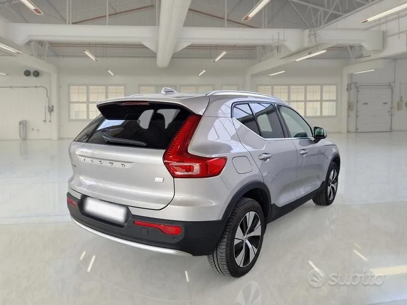 Volvo Xc40 2022 photo 4