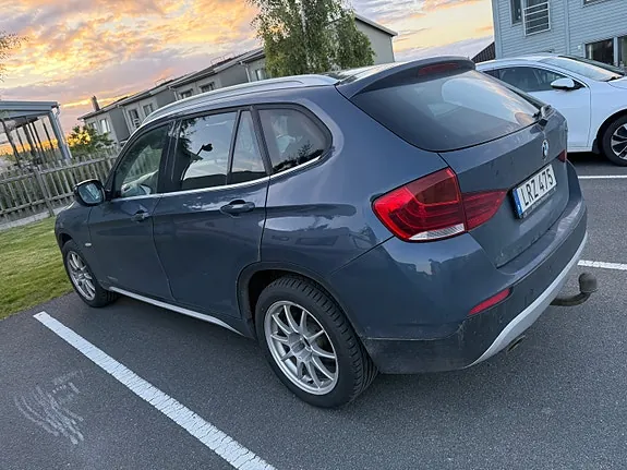 BMW X1 2011 photo 2