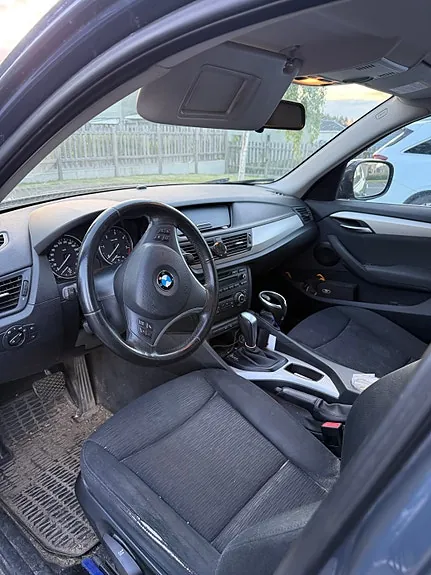 BMW X1 2011 photo 3