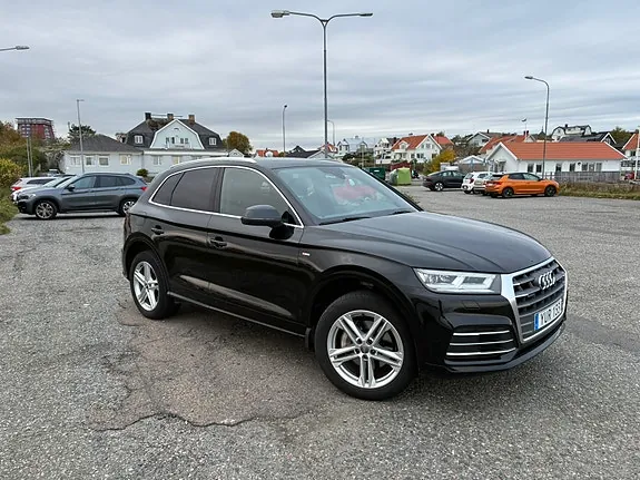 Audi Q5 2018 photo 2