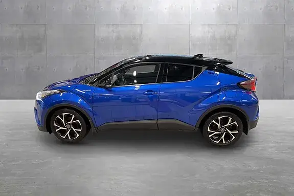 Toyota C-Hr 2017 photo 2