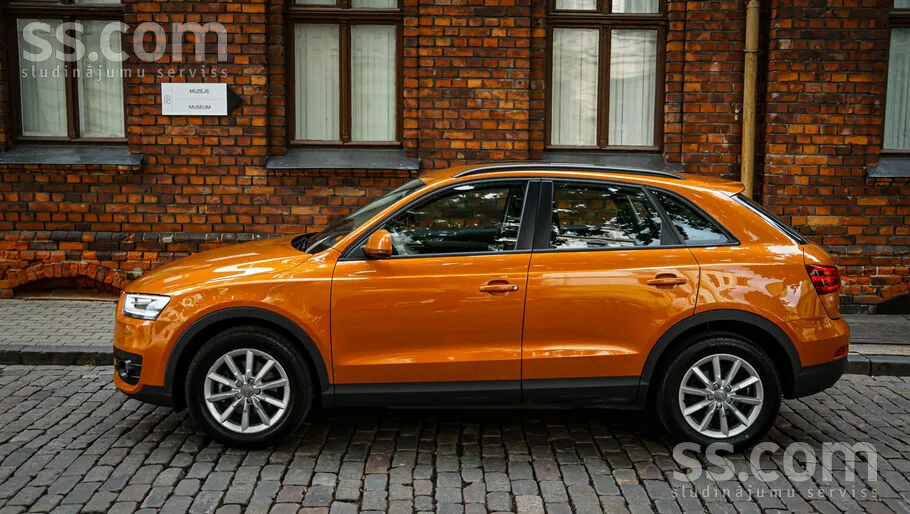 Audi Q3 2013 photo 2
