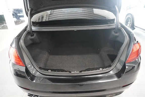 BMW 523I 2011 photo 5