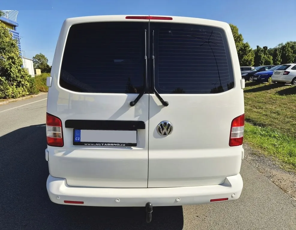Volkswagen Caravelle 2010 photo 5