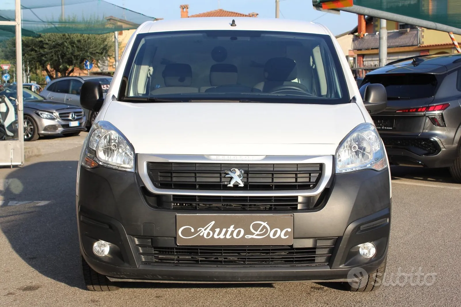 Peugeot Partner 2017 photo 2