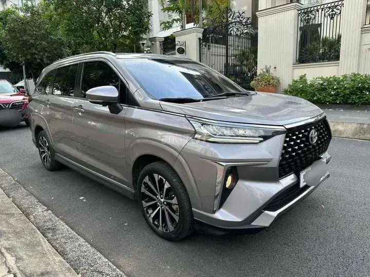 Toyota Veloz Cross 2023 photo 3