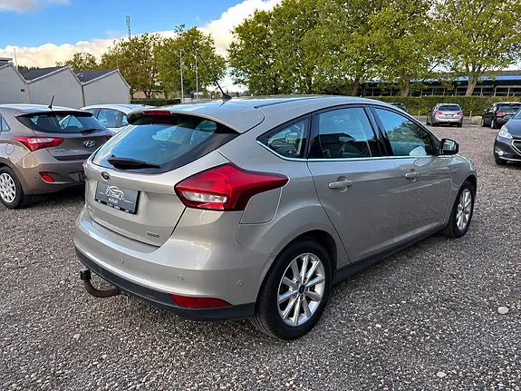 Ford Focus 2015 photo 4