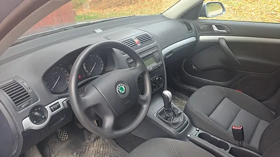 Skoda Octavia 2007 photo 5