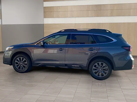 Subaru Outback 2023 photo 3
