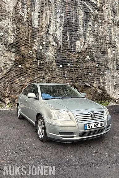 Toyota Avensis 2005 photo 3