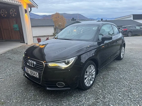 Audi A1 2011 photo 3