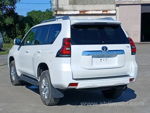 Toyota Land Cruiser Prado 2022 photo 5
