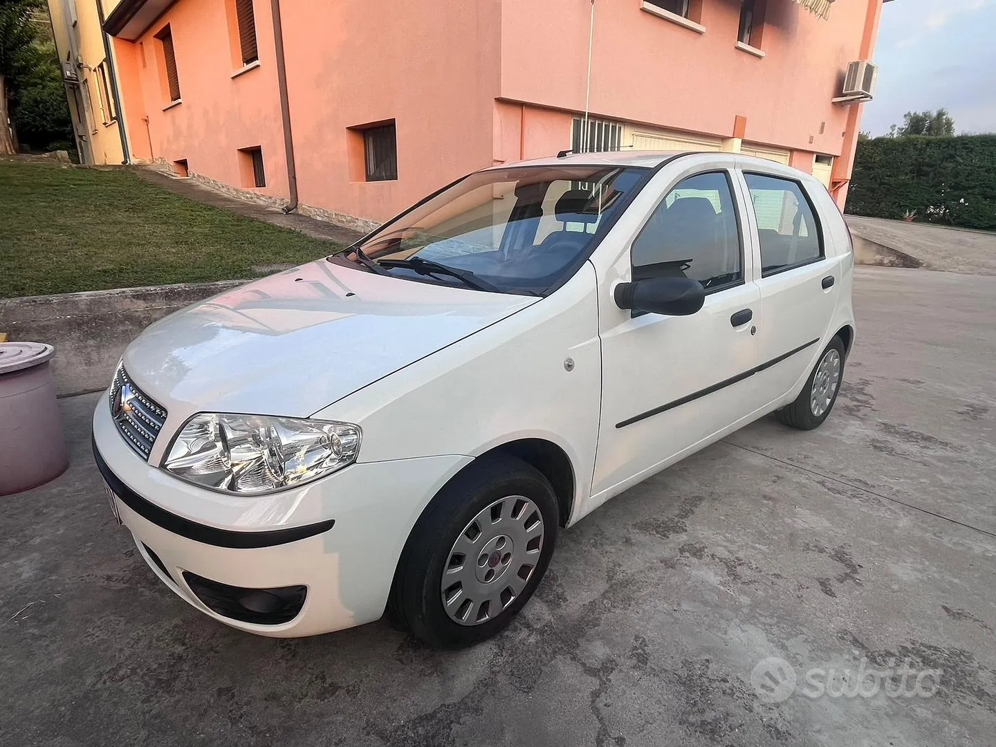 Fiat Punto 2008 photo 4