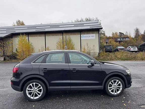 Audi Q3 2012 photo 5