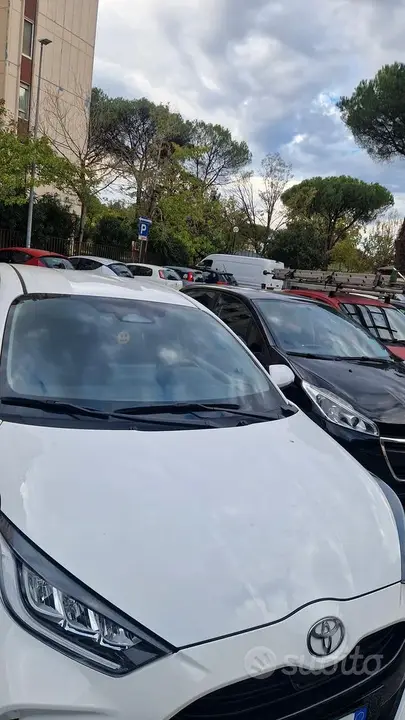 Toyota Yaris 2025 photo 4