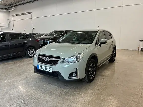 Subaru Xv 2016 photo 3