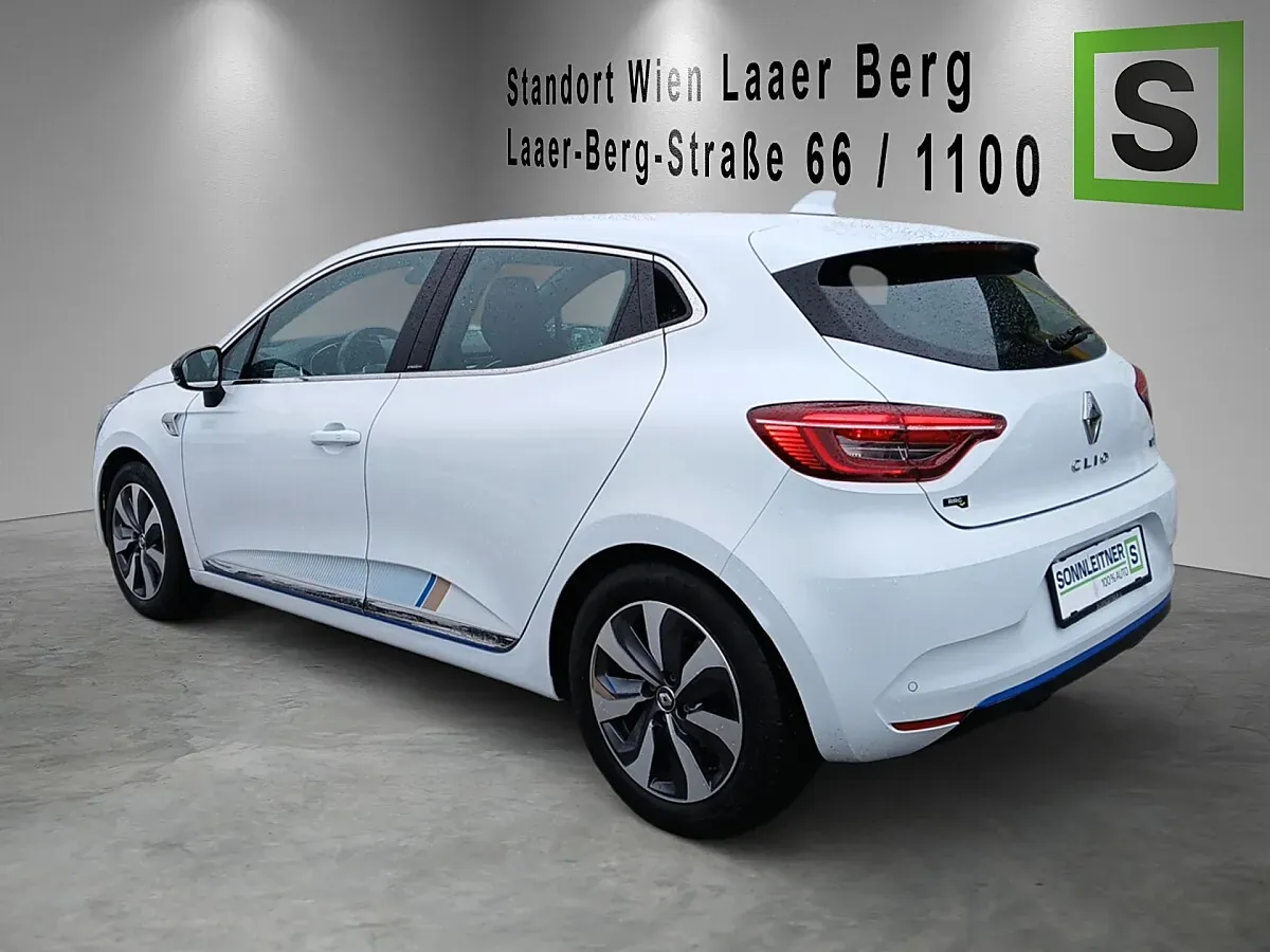 Renault Clio 2021 photo 2