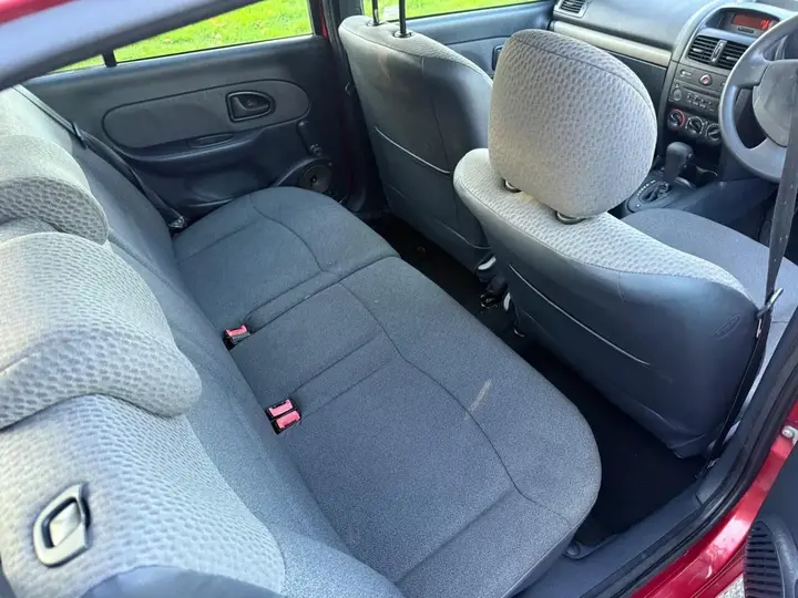 Renault Clio 2004 photo 5