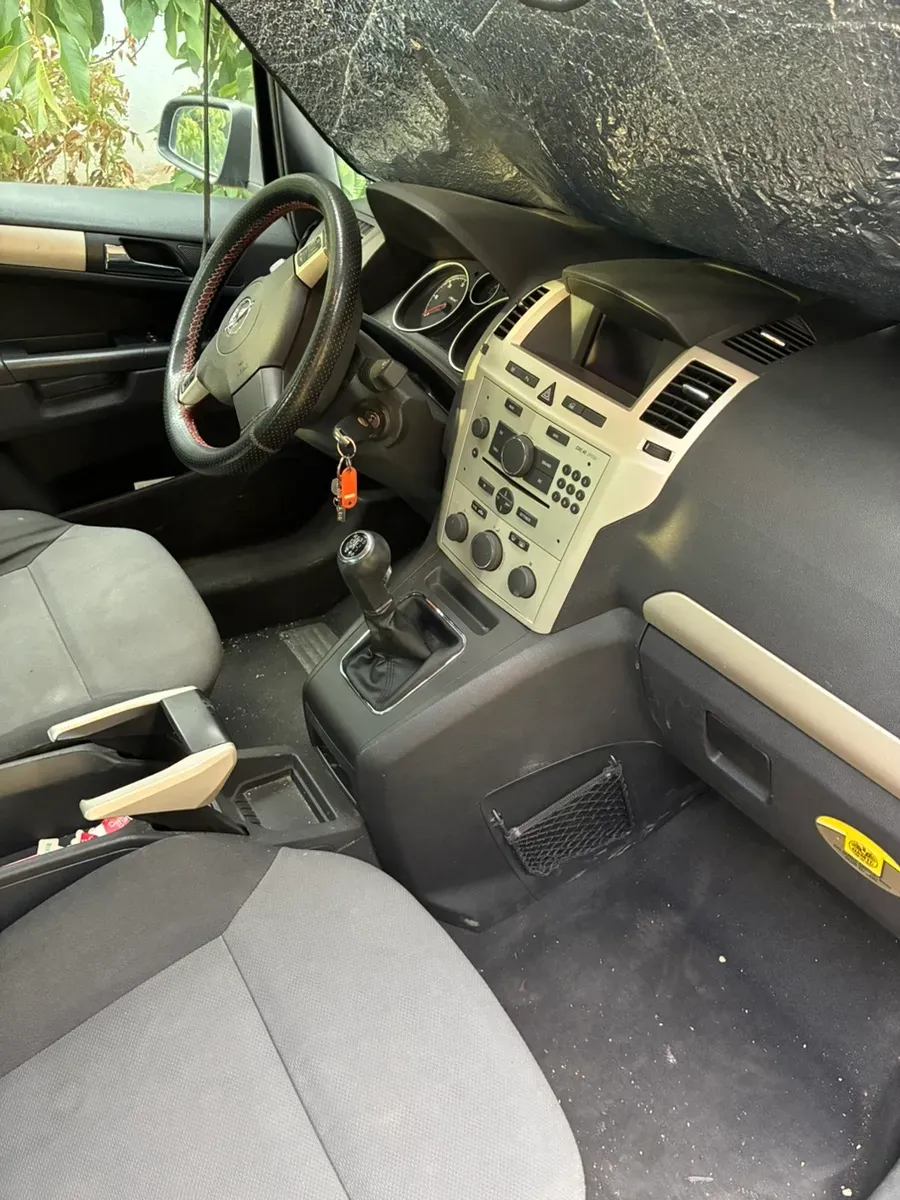 Opel Zafira 2008 photo 3