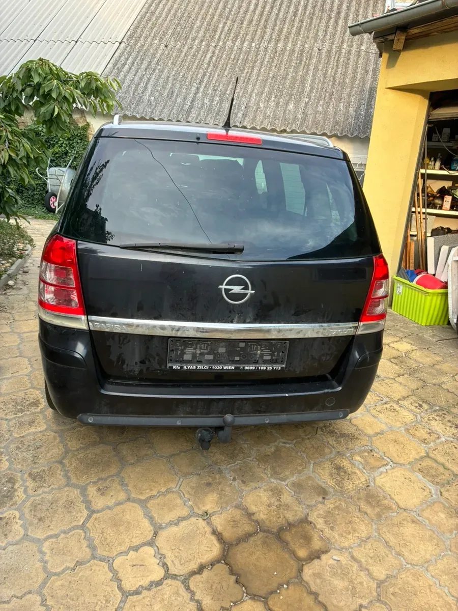 Opel Zafira 2008 photo 2