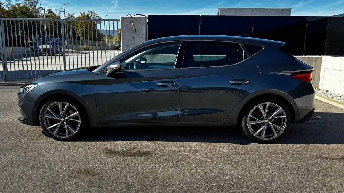 Seat Leon 2022 photo 3