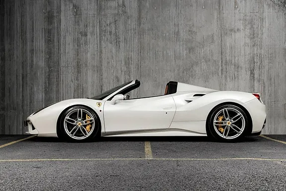 Ferrari 488 Spider 2017 photo 3