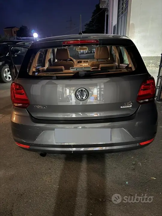 Volkswagen Polo 2014 photo 2