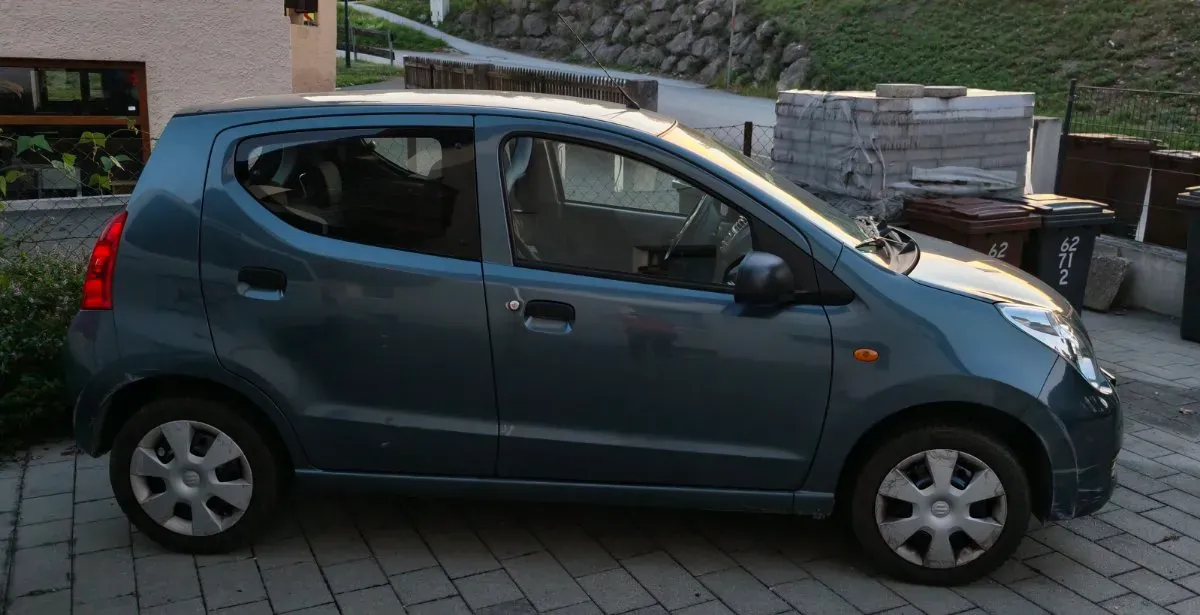 Suzuki Alto 2009 photo 2