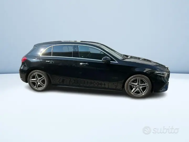 Mercedes-Benz A 2024 photo 3