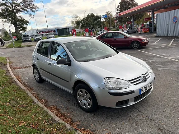 Volkswagen Golf 2007 photo 2