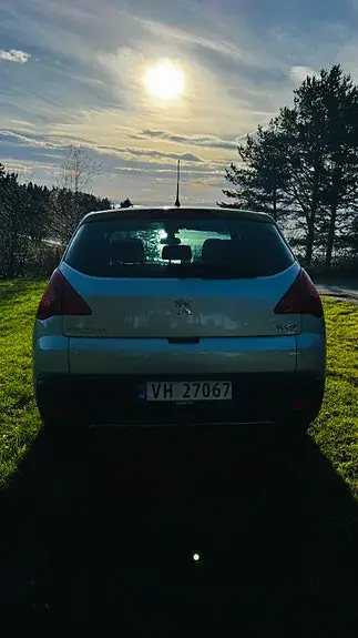 Peugeot 3008 2010 photo 3