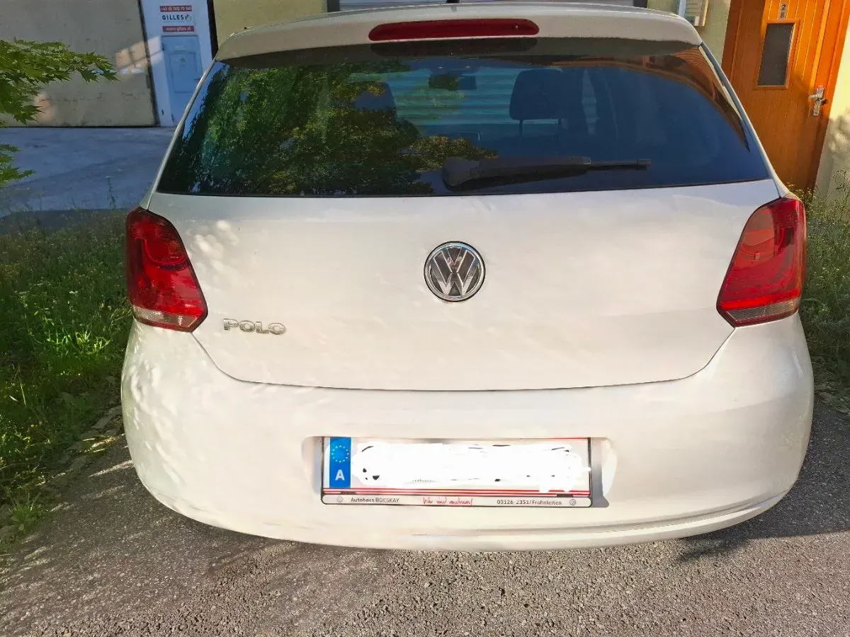 Volkswagen Polo 2012 photo 3