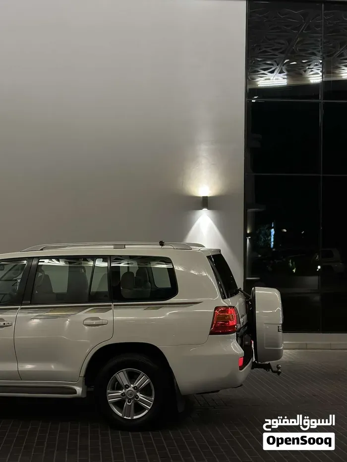 Toyota Land Cruiser 2008 photo 3