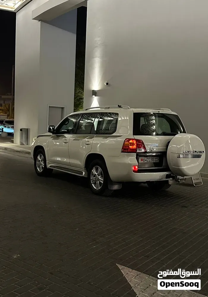 Toyota Land Cruiser 2008 photo 4