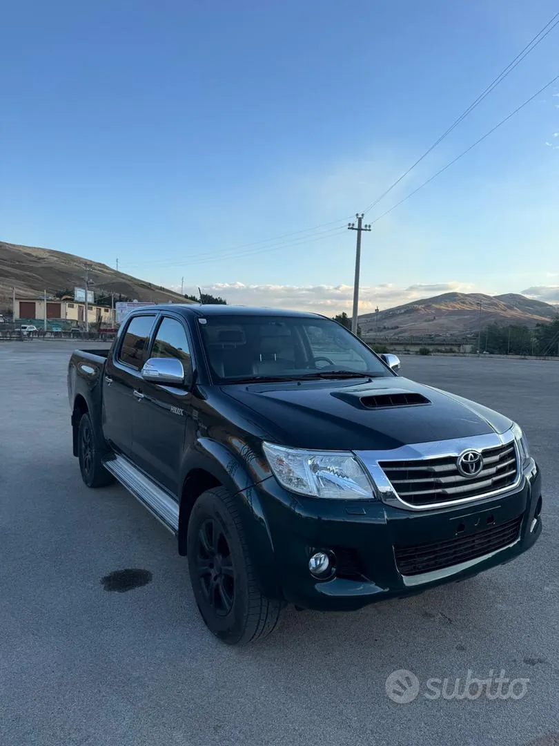 Toyota Hilux 2014 photo 3