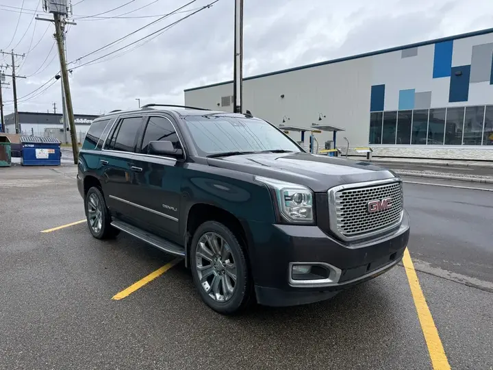 GMC Yukon 2016 photo 3