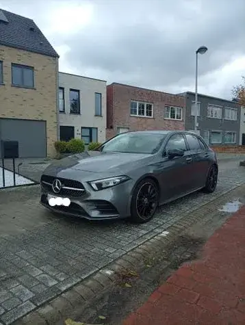 Mercedes-Benz A200