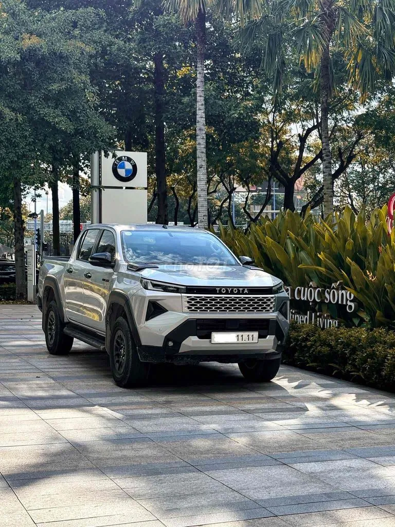 Toyota Hilux 2026 photo 2