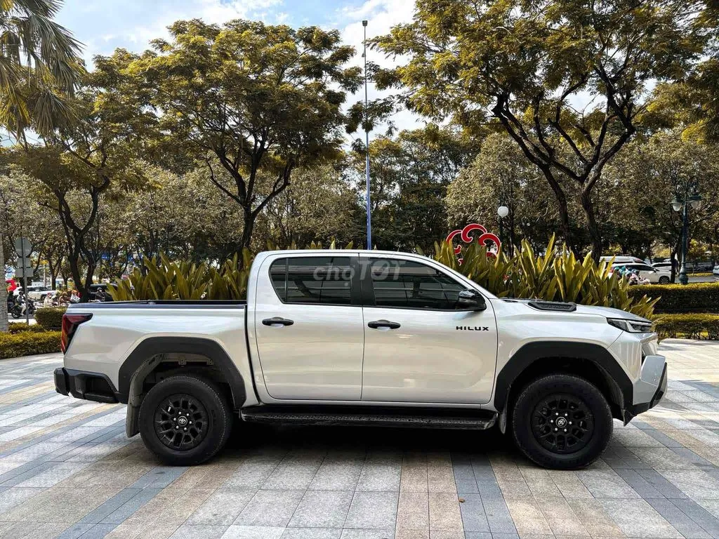 Toyota Hilux 2026 photo 3