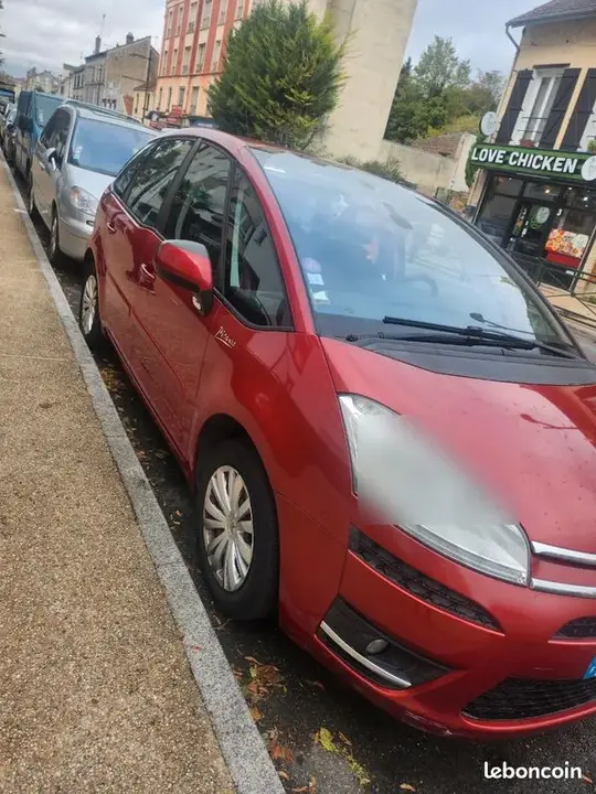 Citroen C4 Picasso 2012 photo 3
