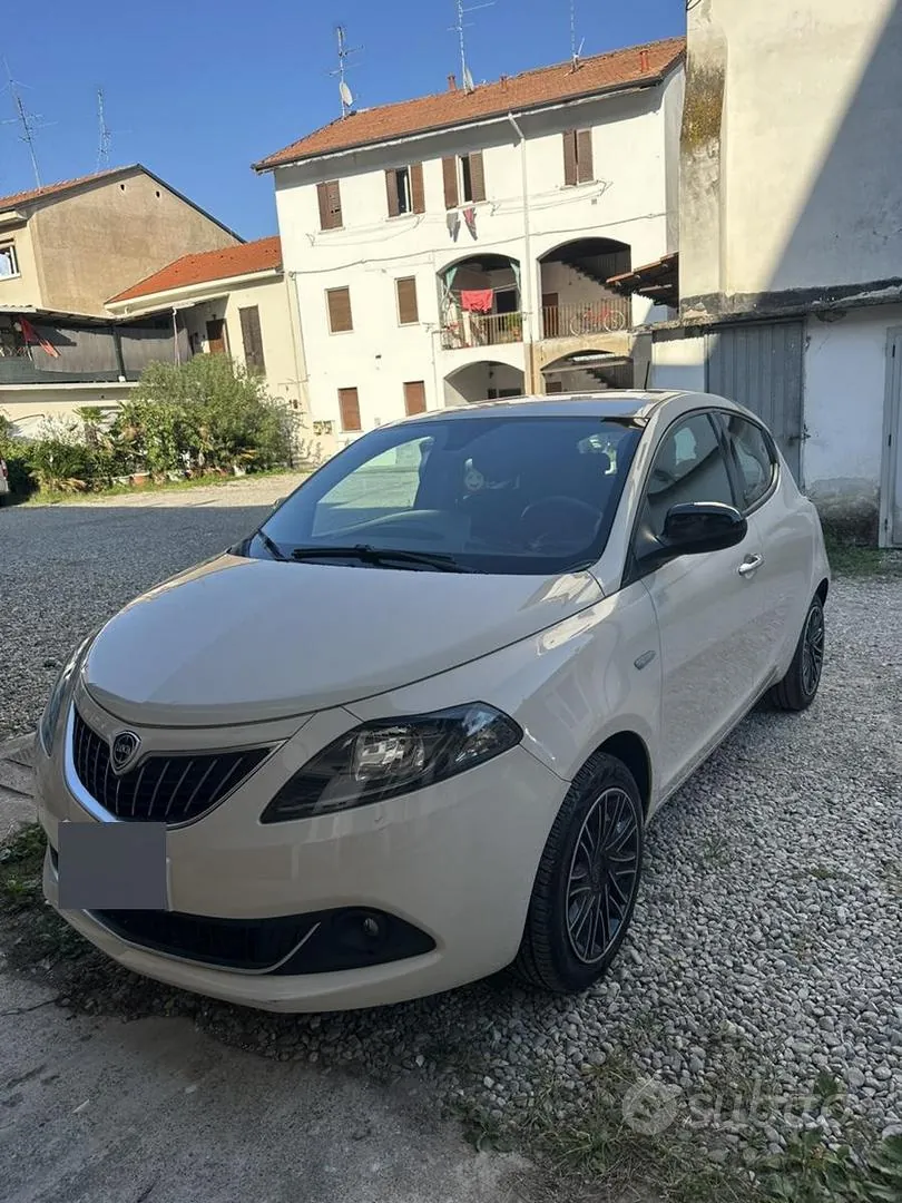 Lancia Ypsilon 2021 photo 3