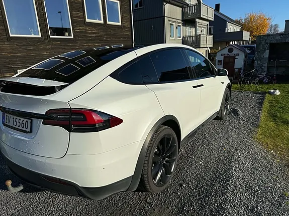 Tesla Model X 2018 photo 5